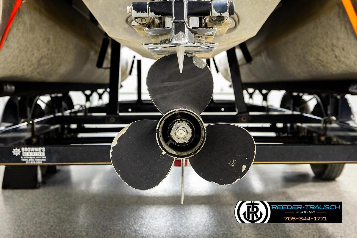 Used 2006 Sun Tracker Party Barge 22