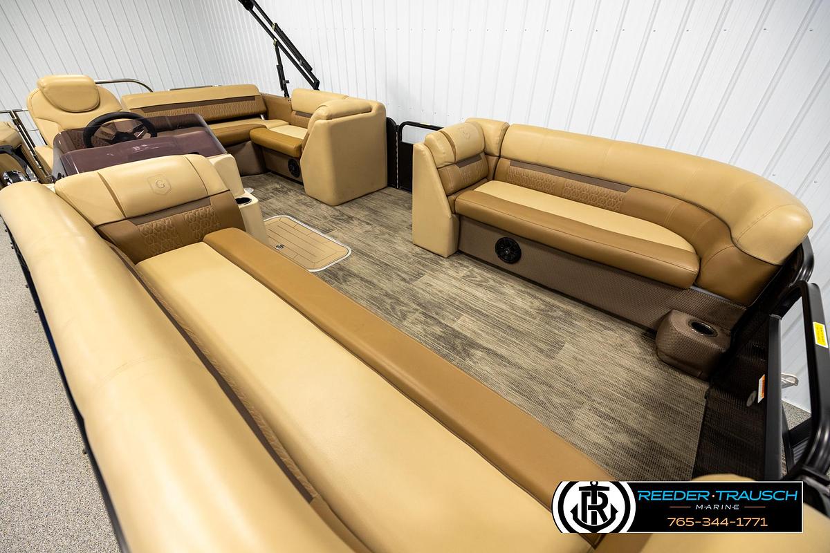 Used 2020 Godfrey 2286 RFL