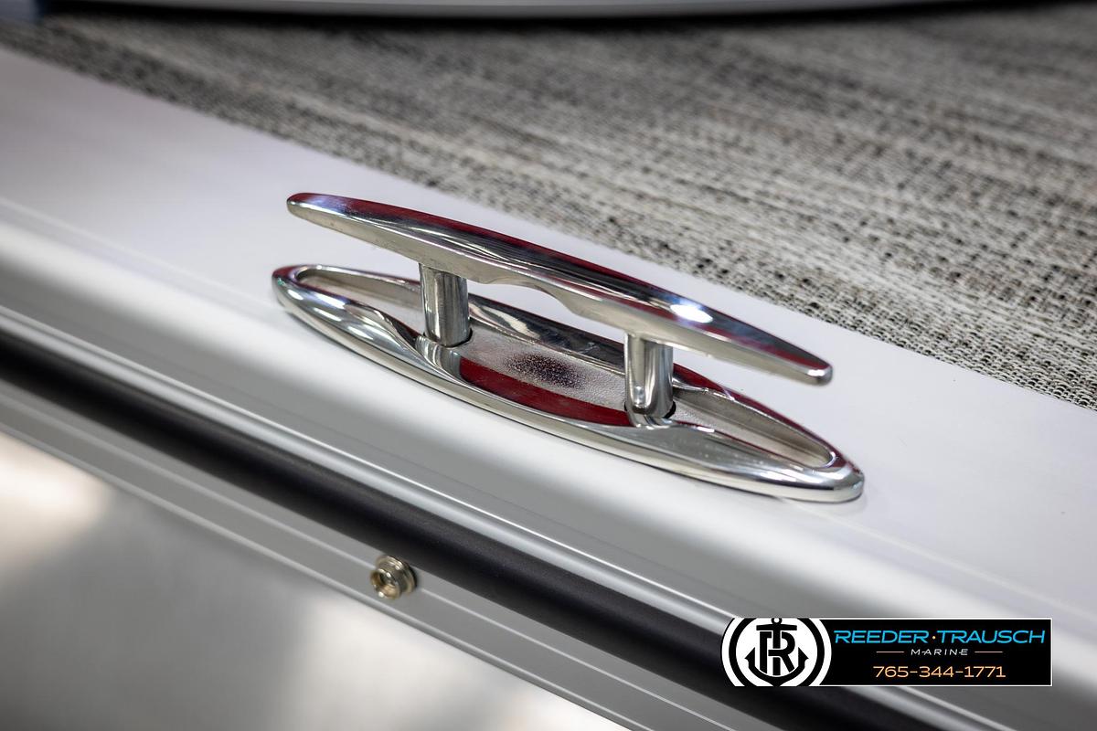 2025 Avalon Catalina Entertainer