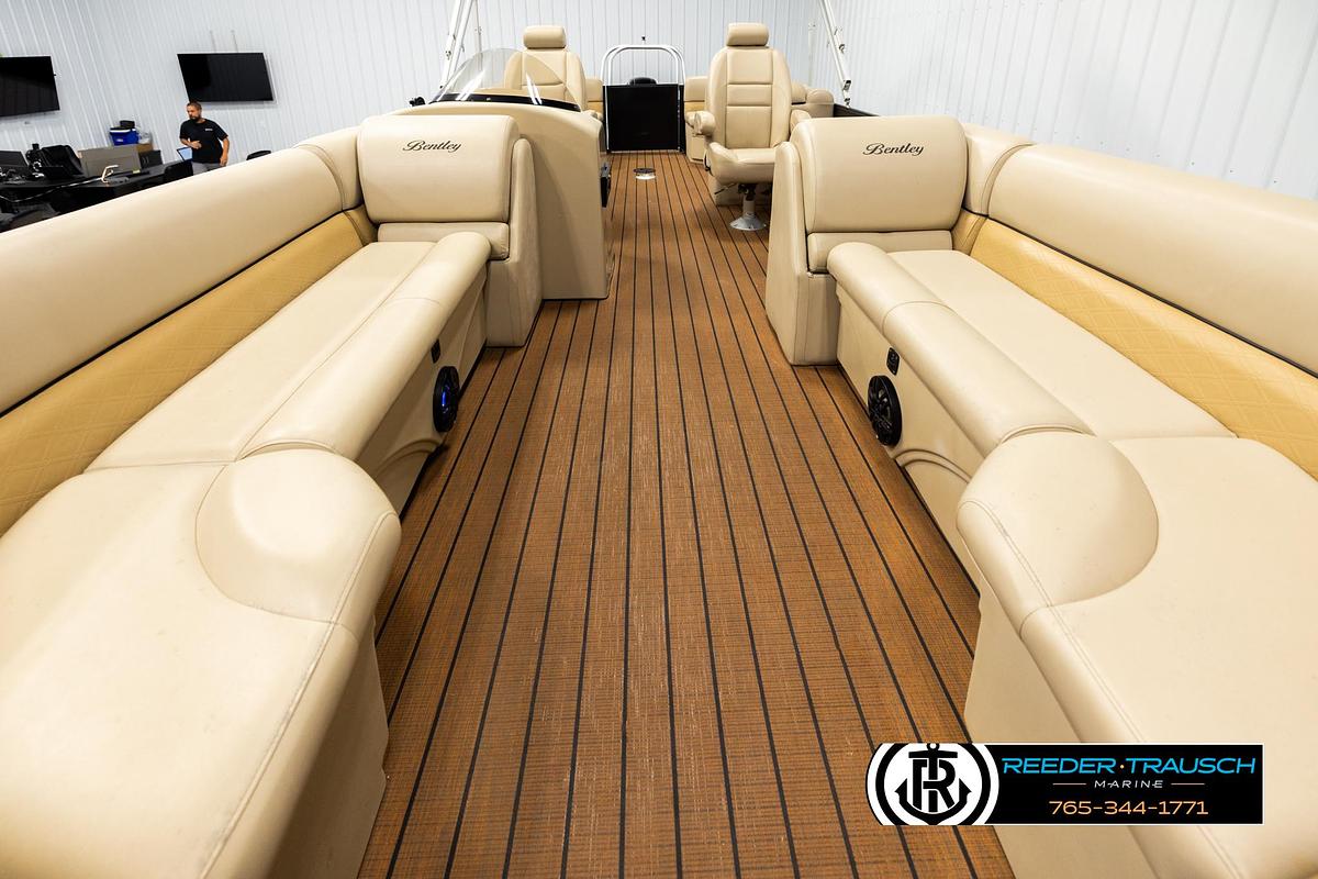 Used 2019 Bentley 243 Navigator