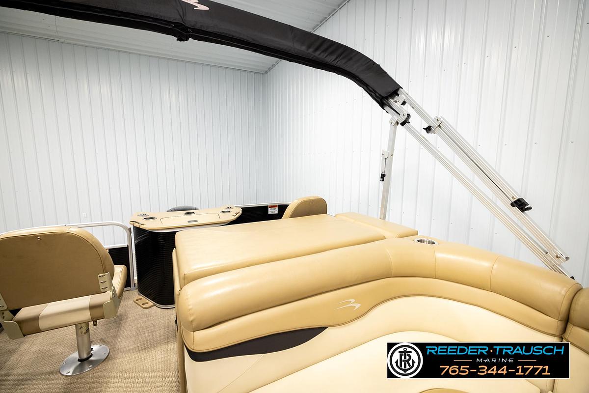 Used 2018 Bennington SX RF