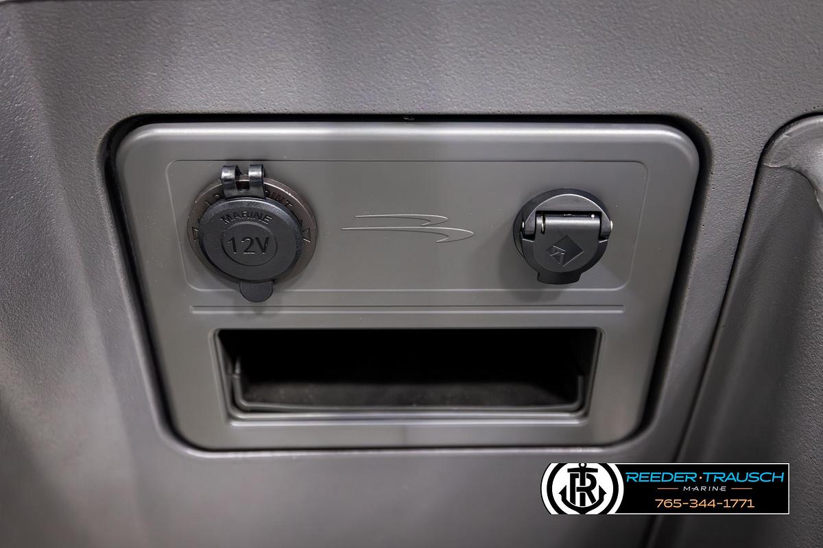 2026 Bennington SLJSF