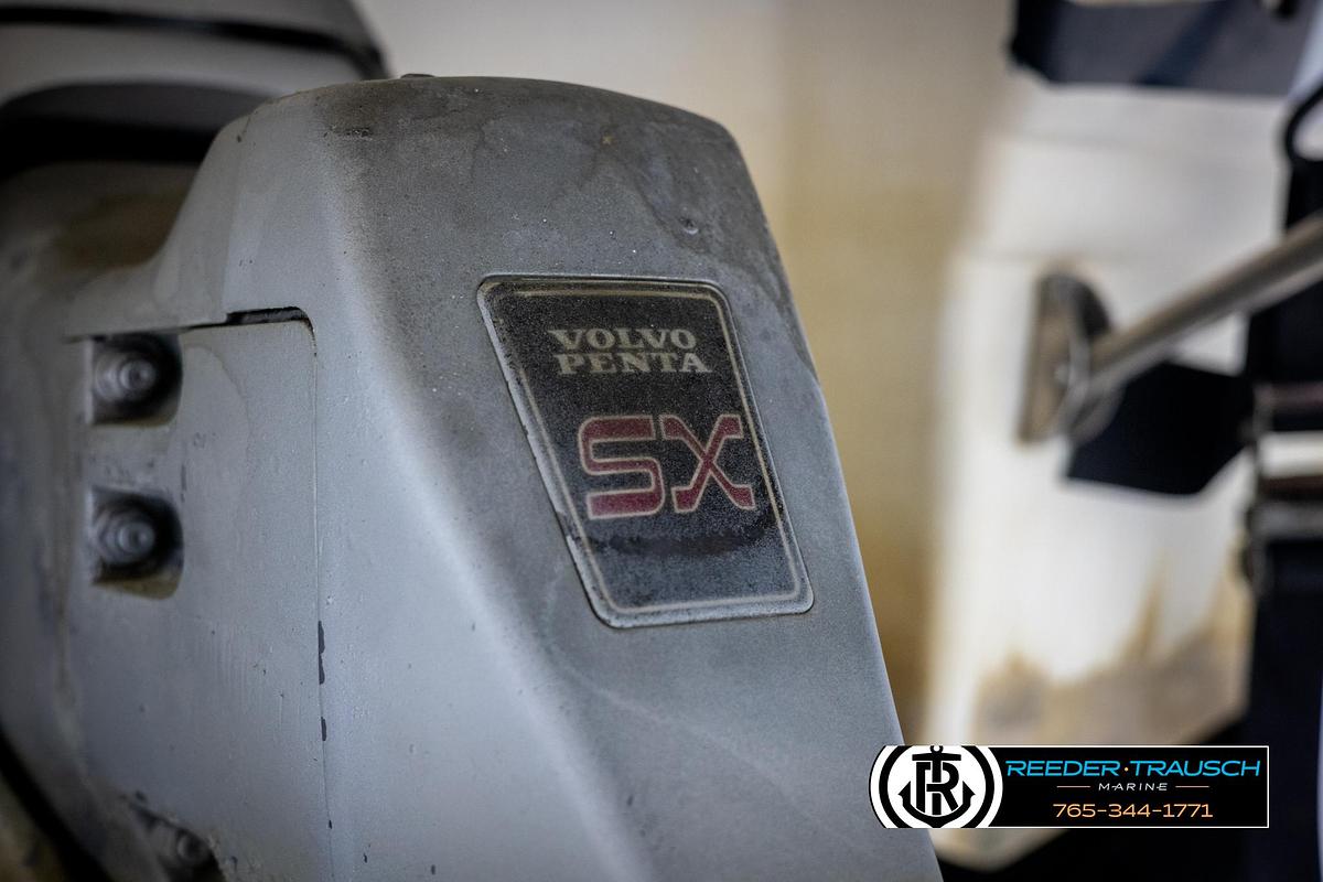Used 2002 Chaparral 243 Sunesta