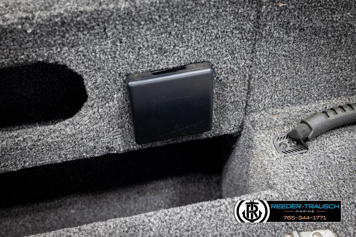 Used 2023 Crestliner 1750 FishHawk