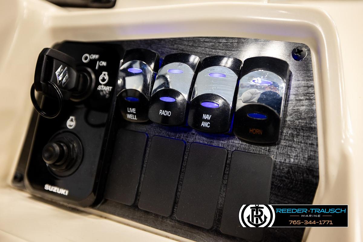 Used 2023 Avalon VEN BF