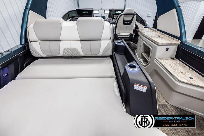 2025 Avalon Excalibur VRBW