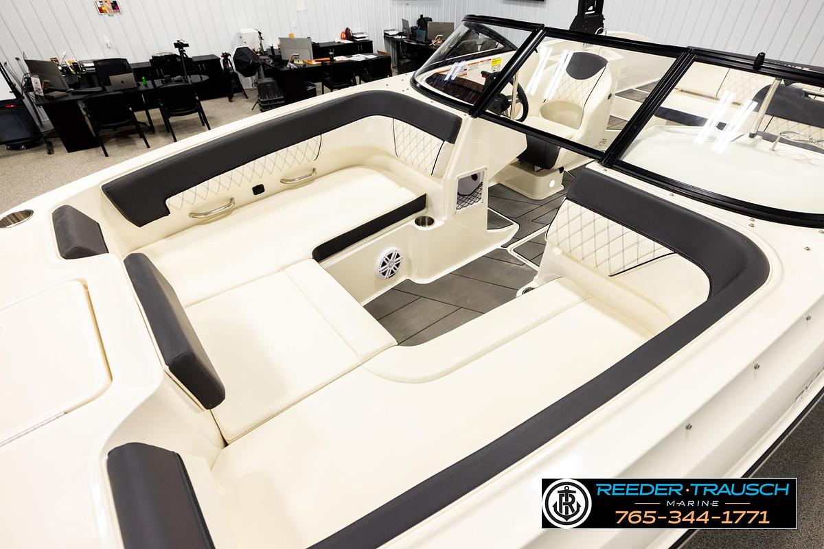 Used 2022 Bayliner DX 2250