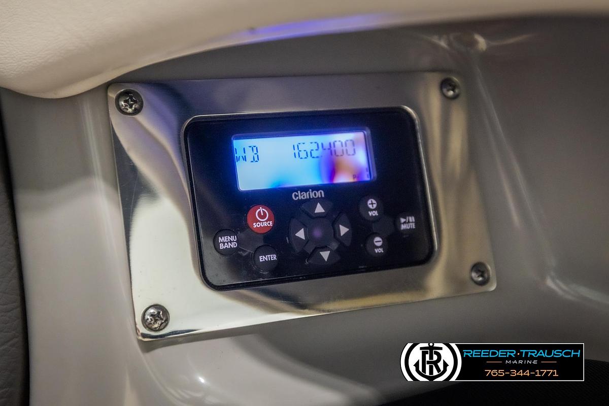 Used 2016 Chaparral 216 SSI