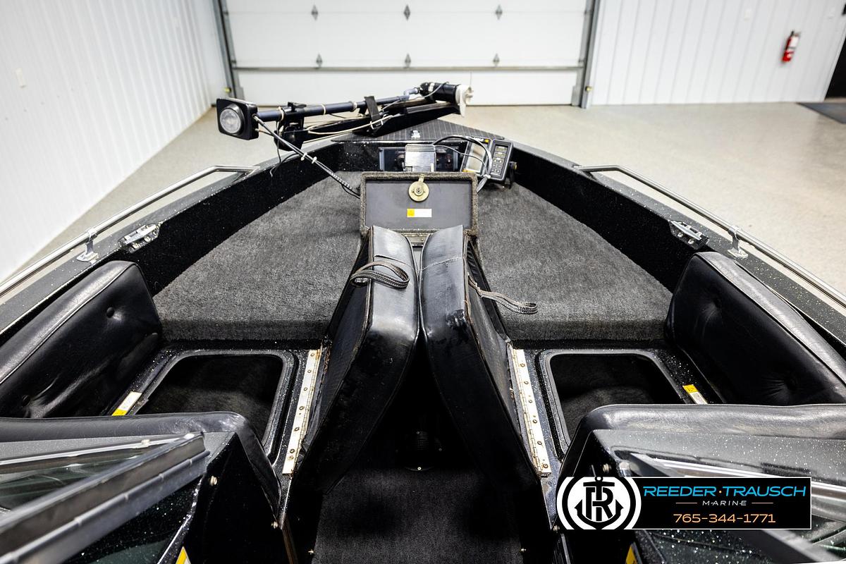 Used 1992 Stratos 290 SF