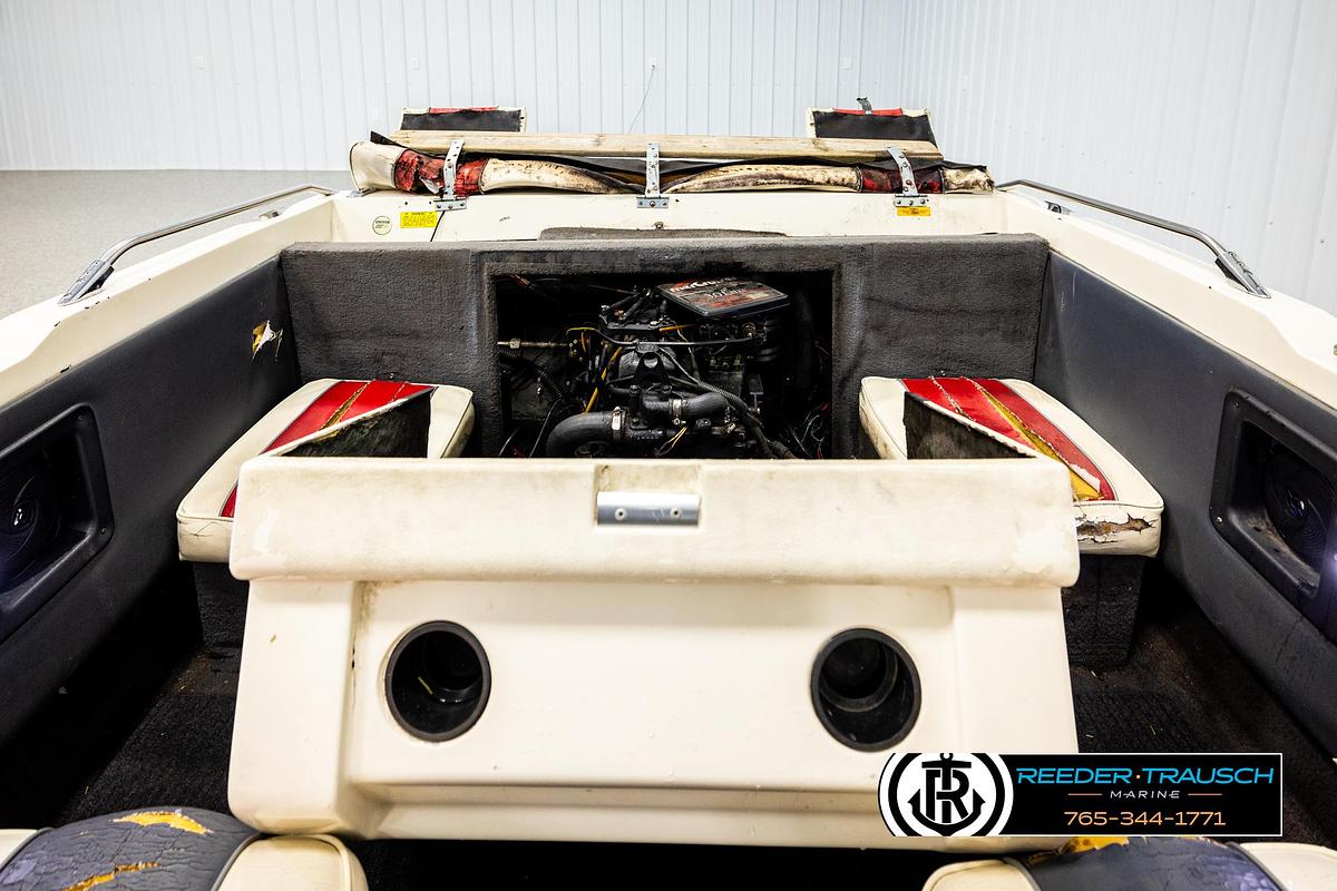 Used 1989 Glastron G175