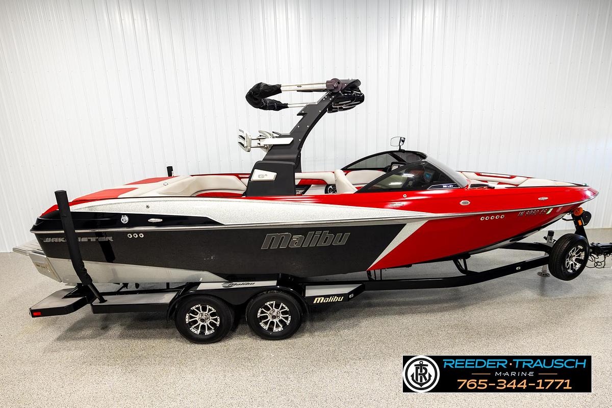 Used 2017 Malibu Wakesetter 25 LSV