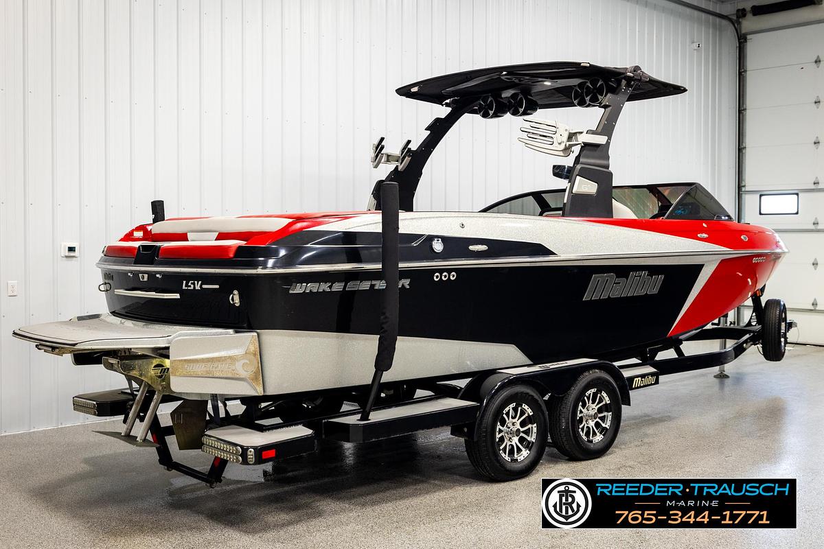 Used 2017 Malibu Wakesetter 25 LSV