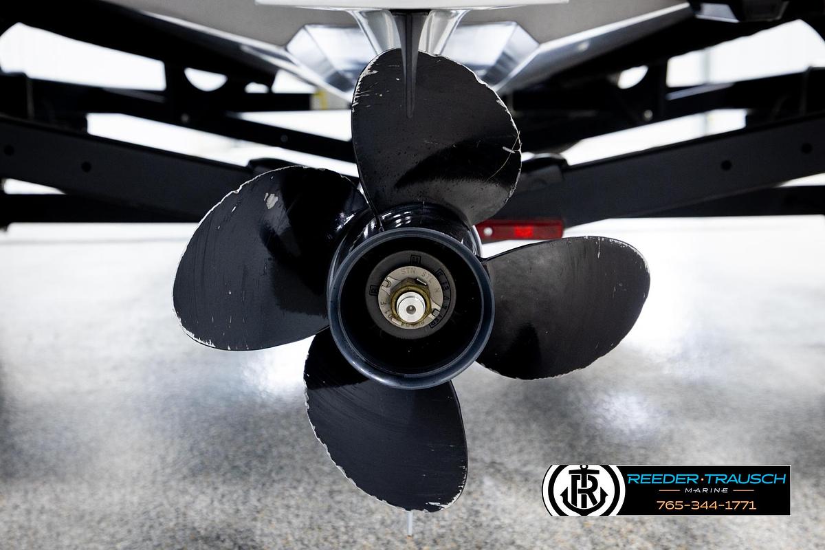 Used 2022 Crestliner 1850 FishHawk