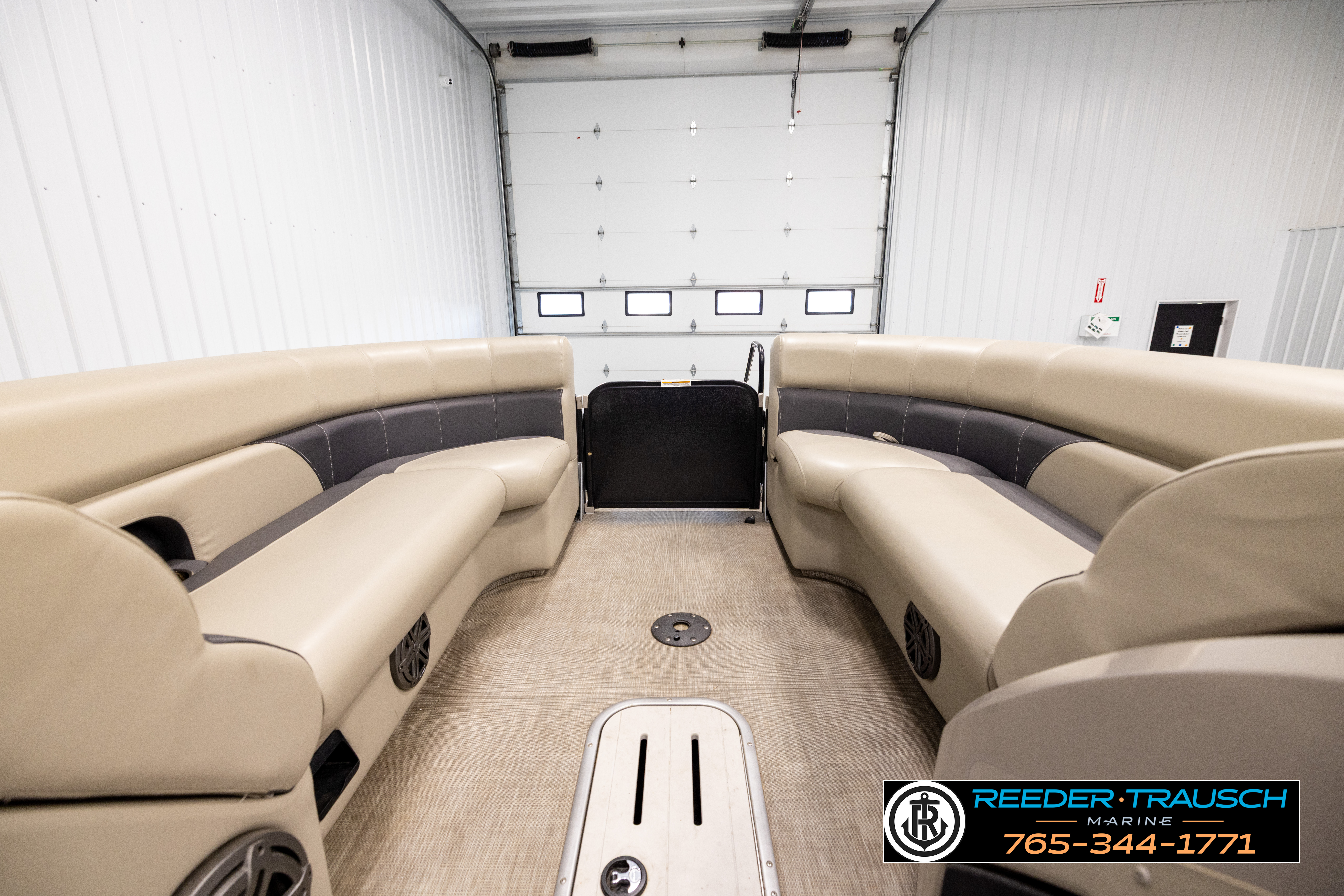 Used 2023 Premier 230 Sunstation RL