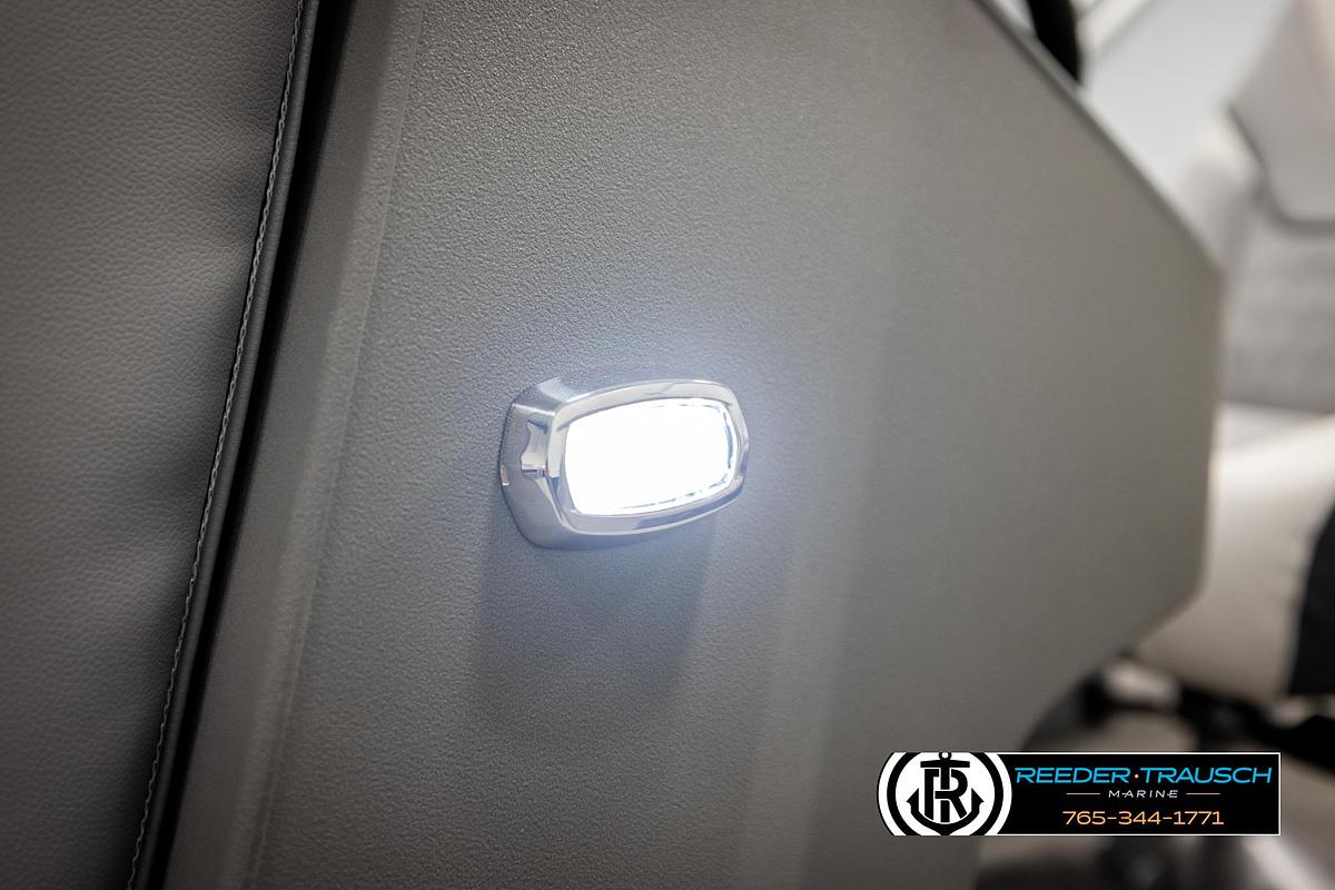 2026 Avalon VEN85 VRB