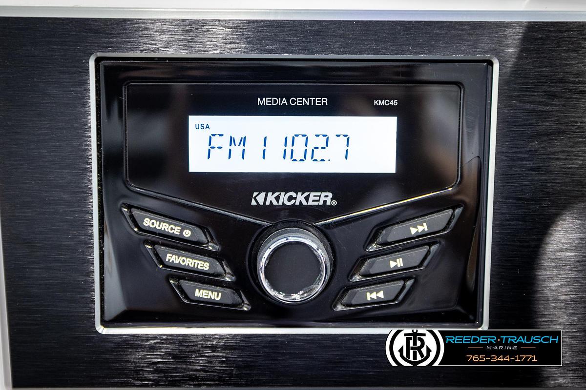 Used 2023 Four Winns H2