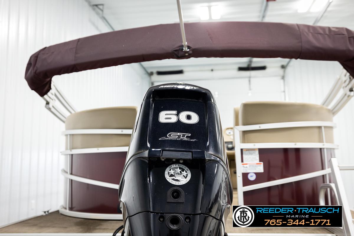 Used 2023 Sun Chaser Vista 18 Fish