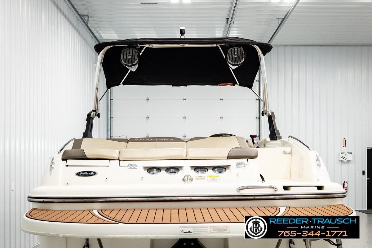 Used 2017 Bayliner 215
