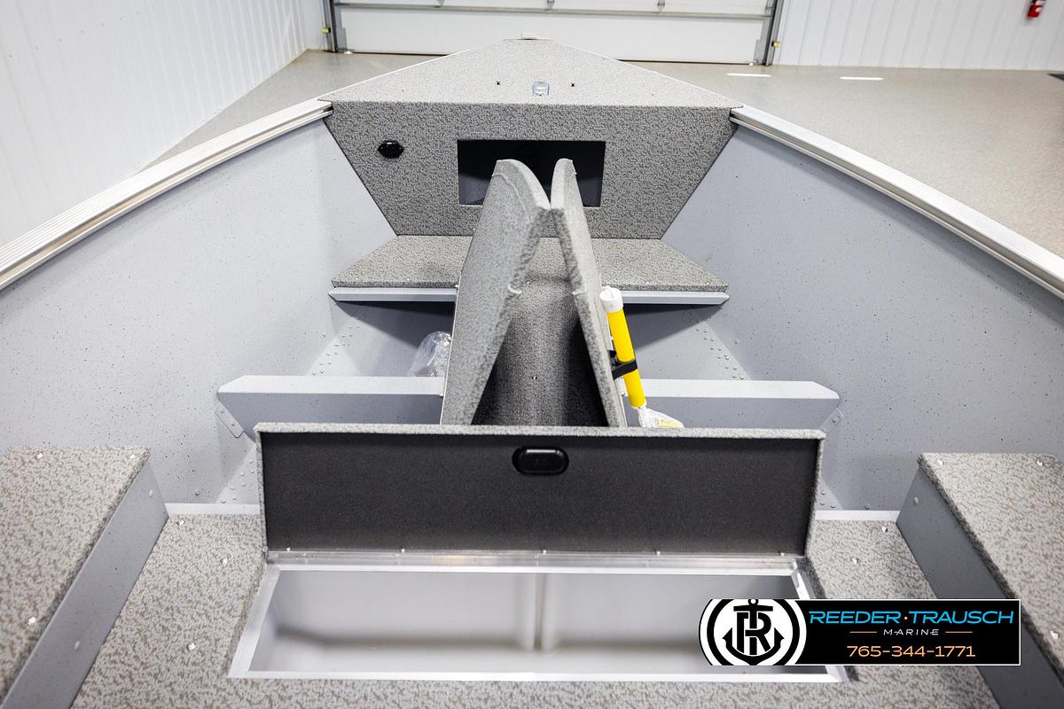 2026 Lund 1600 Fury Tiller