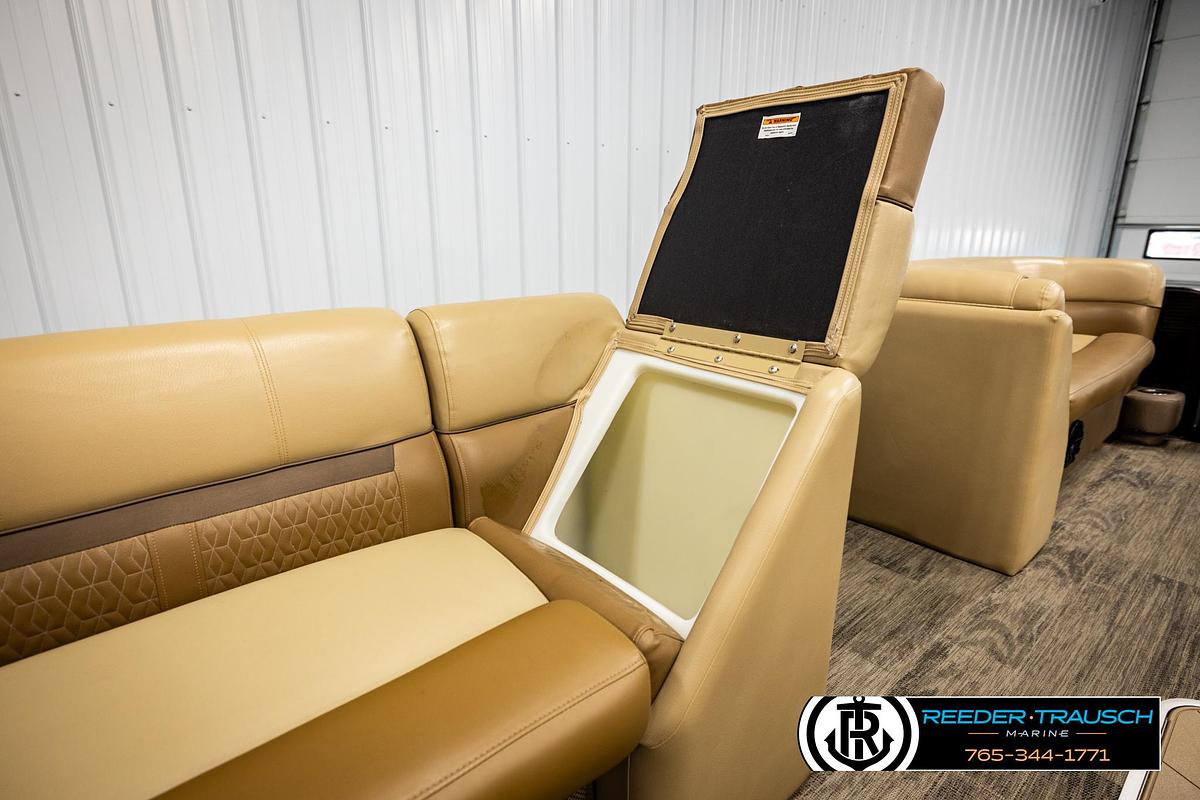 Used 2020 Godfrey 2286 RFL