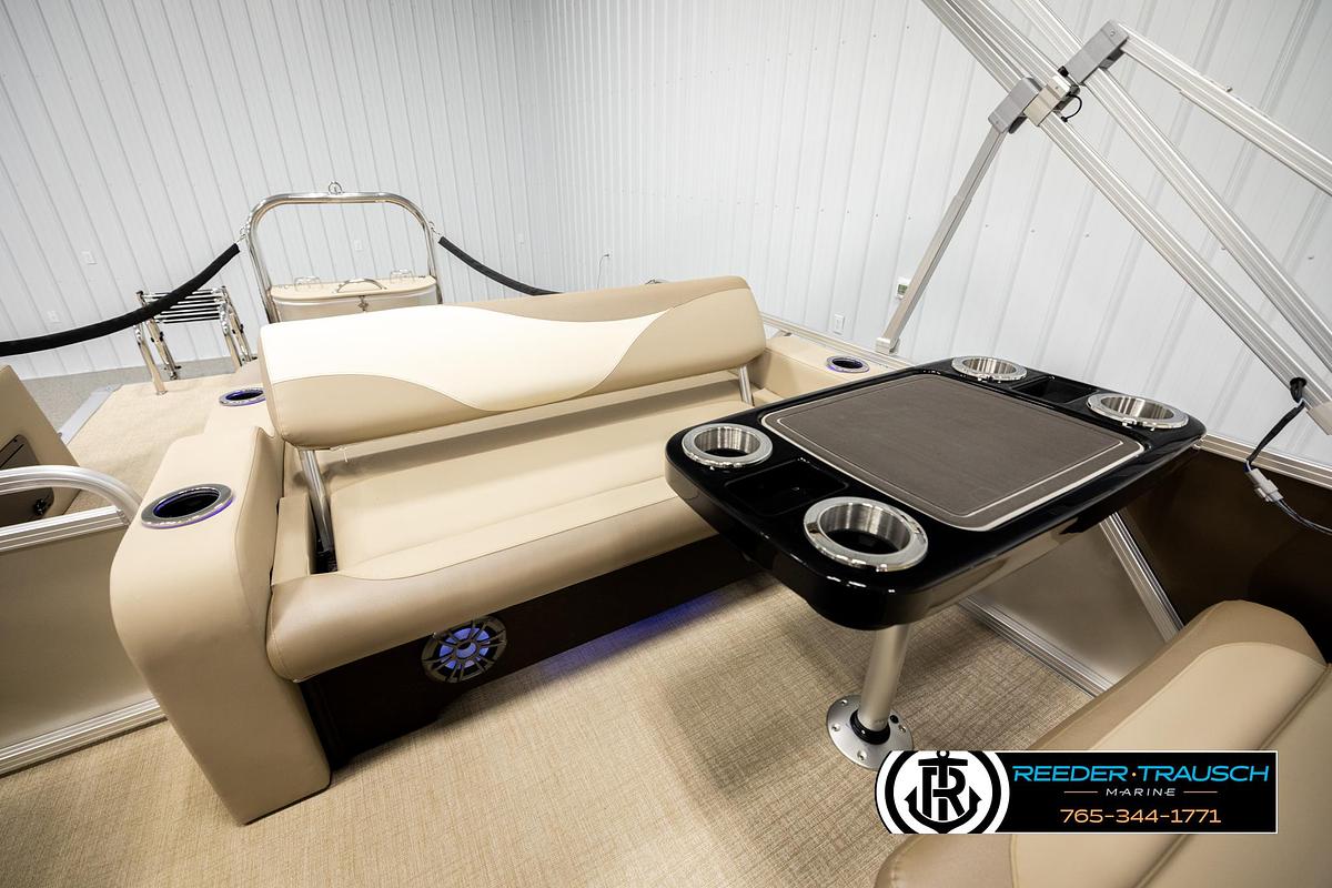 2026 Avalon LSZ Entertainer