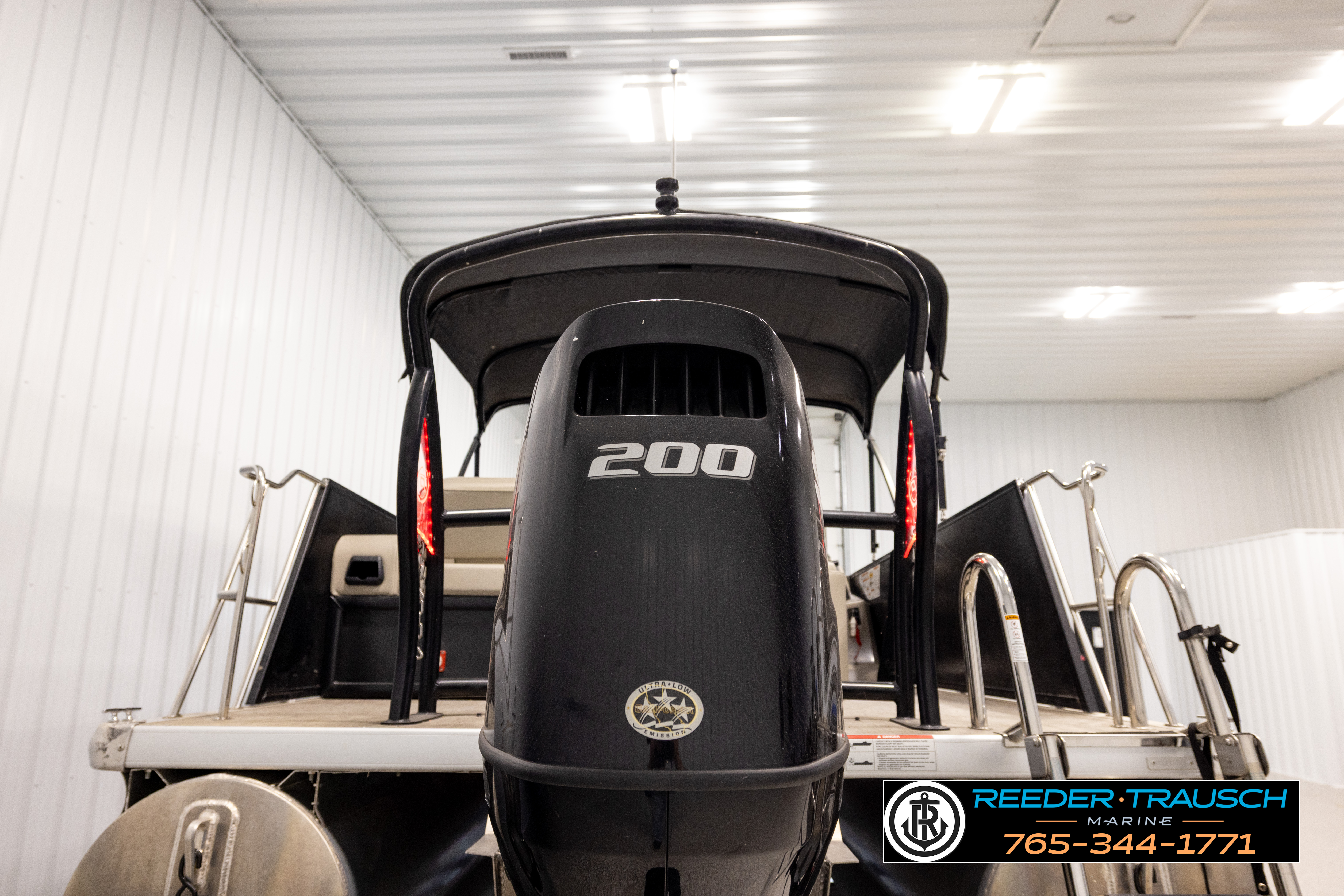 Used 2023 Premier 230 Sunstation RL