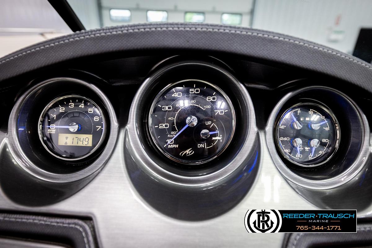 Used 2019 Monterey 238 SS