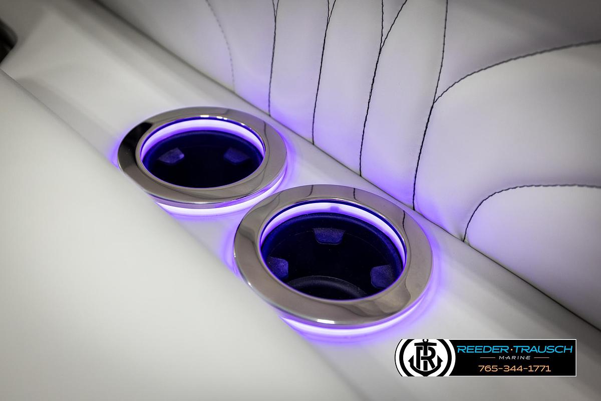 2025 Avalon Excalibur VRBW