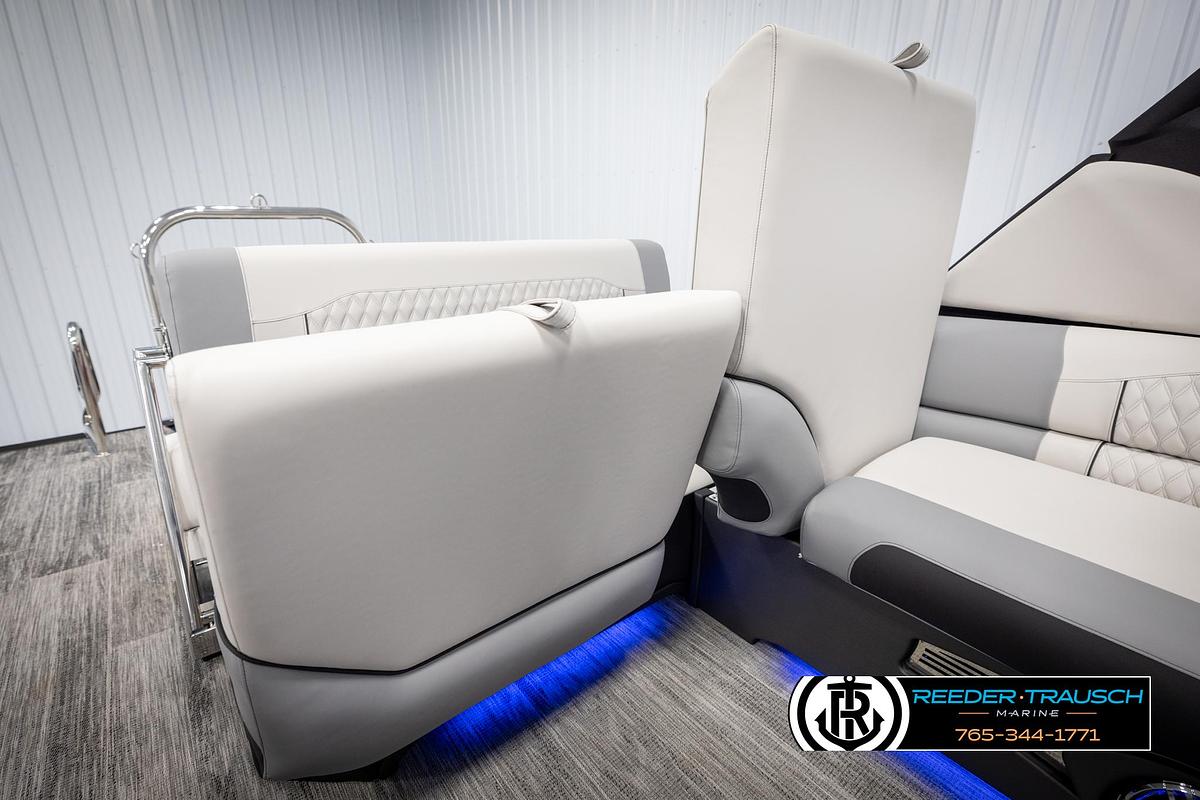 2025 Avalon Excalibur LTD CRB