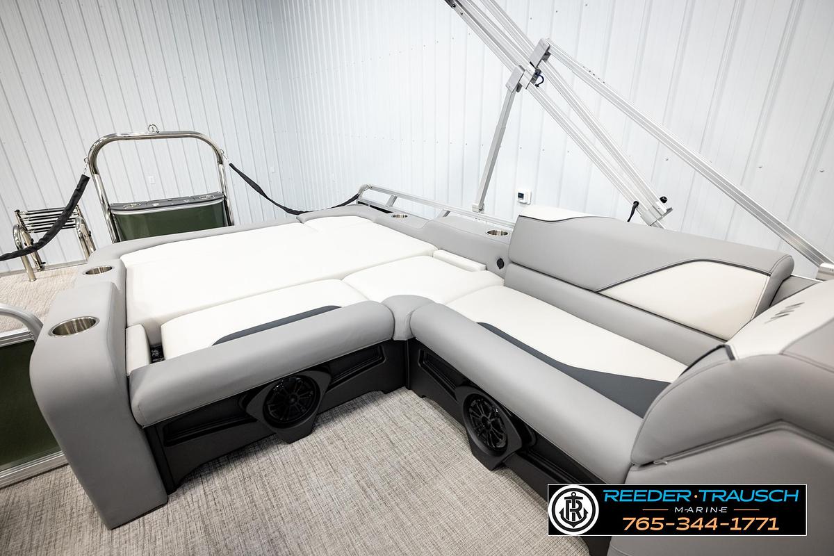 2026 Avalon VEN85 VRB