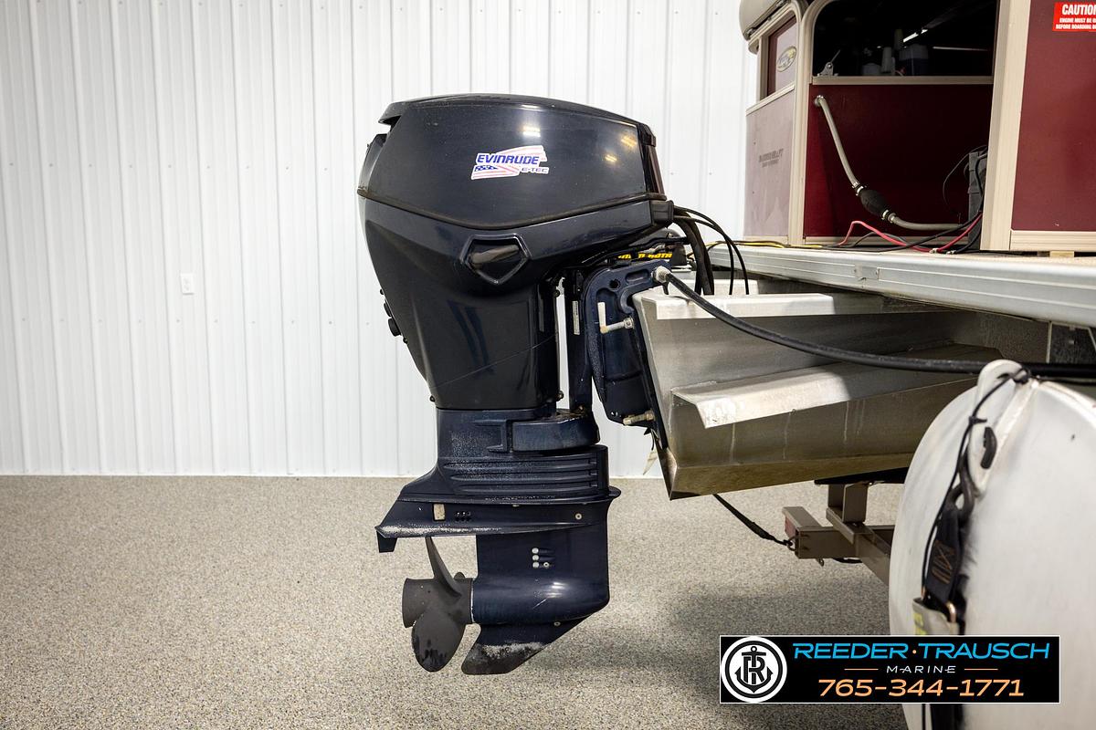 Used 2006 SmokerCraft S-8525