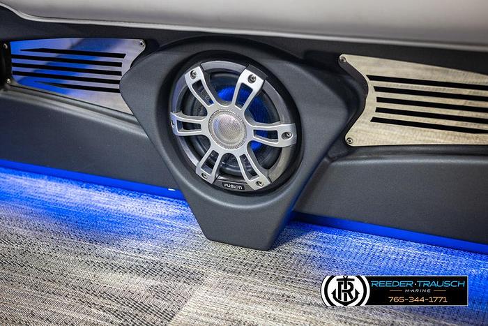 2025 Avalon Excalibur VRBW