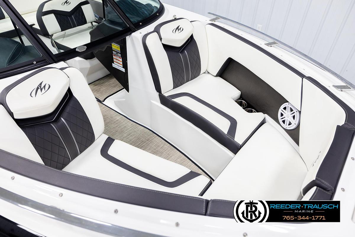 Used 2019 Monterey 238 SS