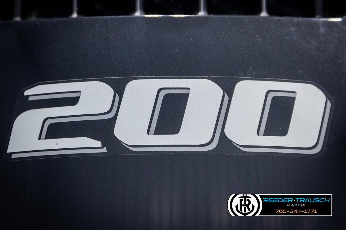 Used 2022 Premier 230 Solaris RL