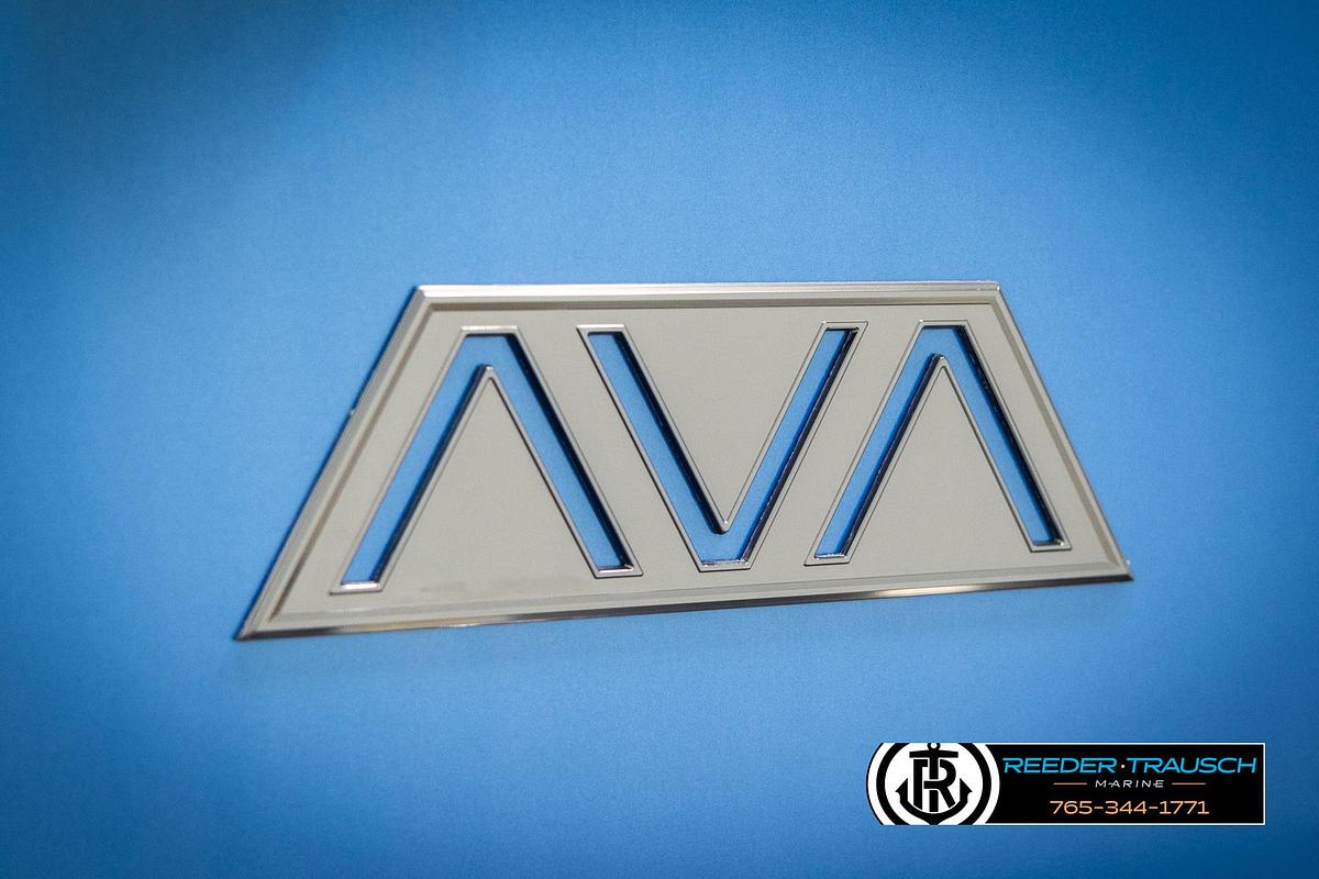 2025 Avalon Catalina QLS