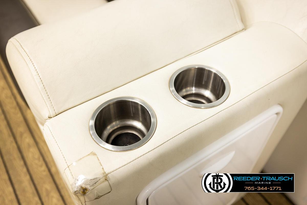 Used 2006 JC Suntoon 23TT