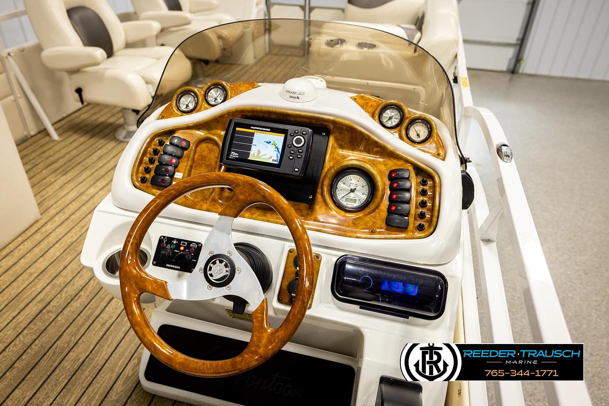 Used 2006 JC Suntoon 23TT