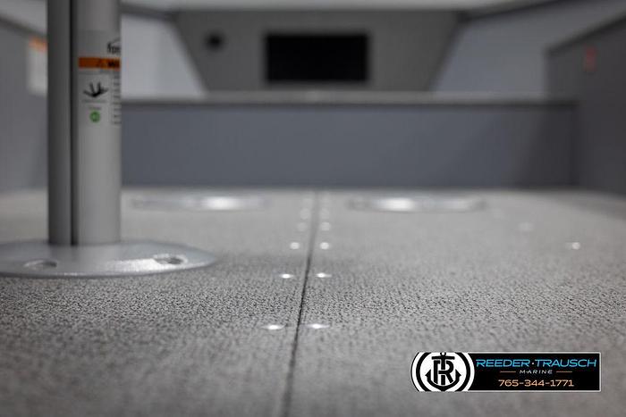 2025 Lund 1600 Fury Tiller