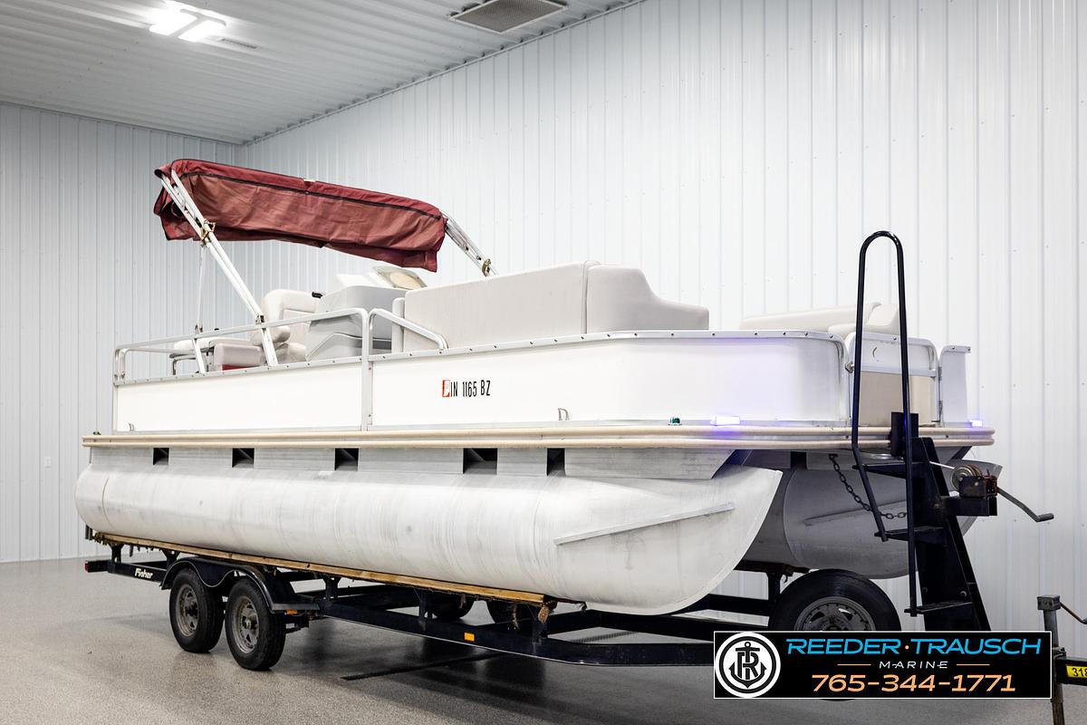 Used 2003 Fishers 220 Fisher