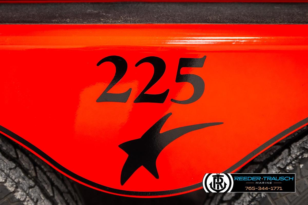 Used 2005 Crownline 225 LPX