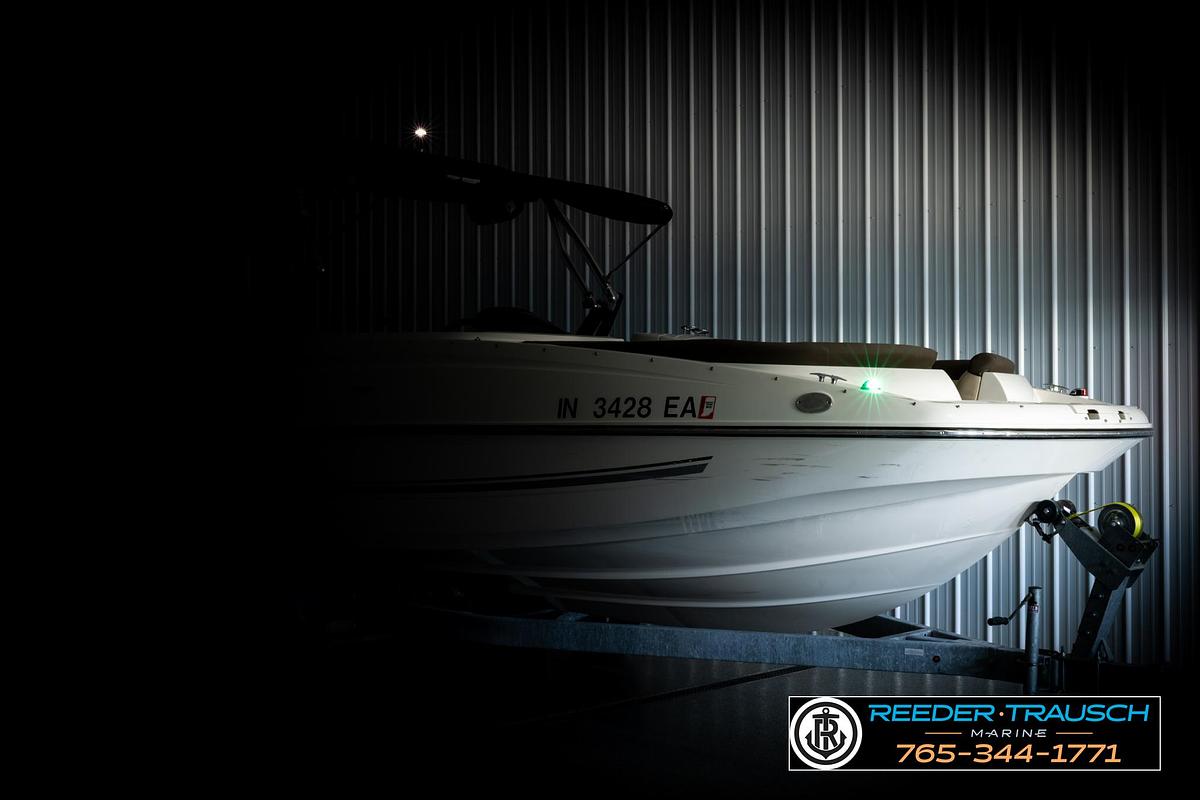 Used 2017 Bayliner 215