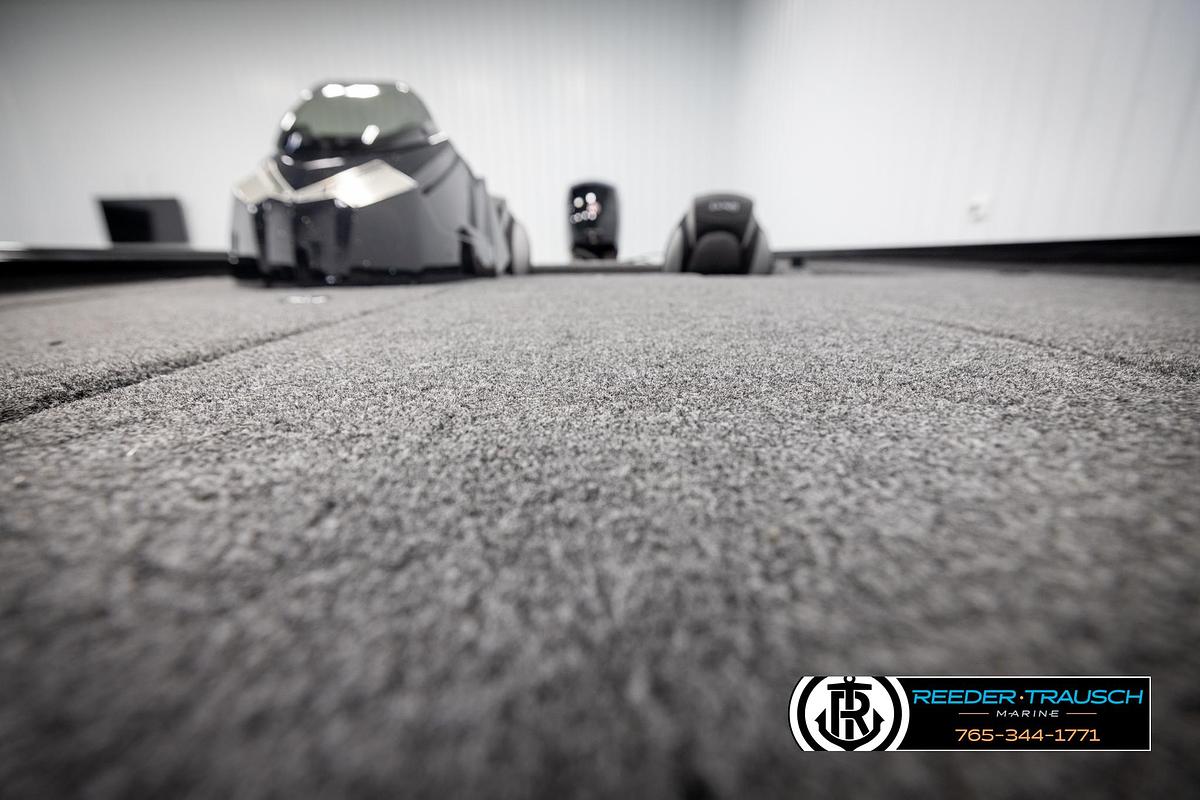 2025 Lund 1975 Renegade