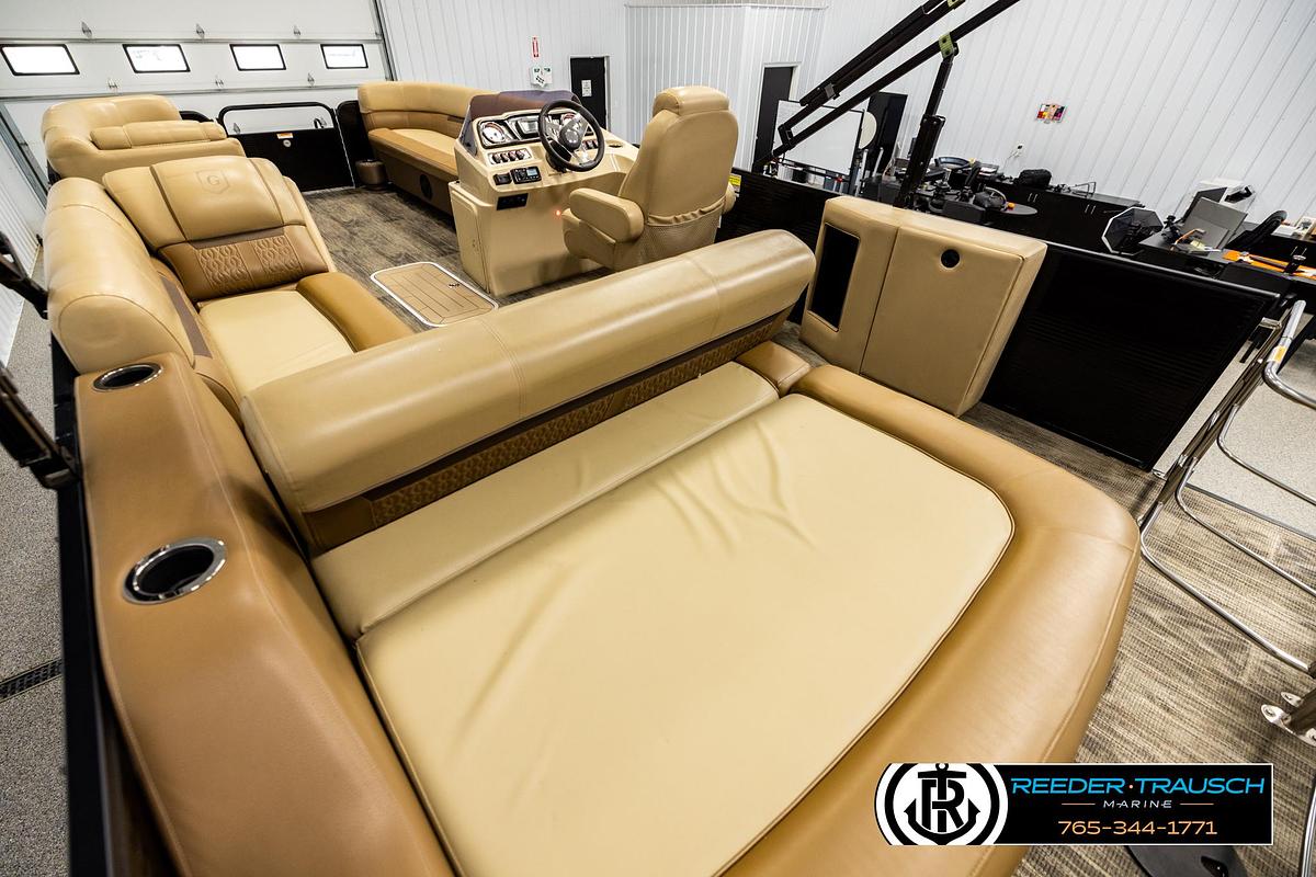 Used 2020 Godfrey 2286 RFL