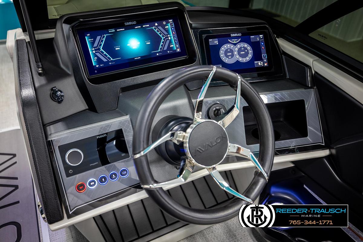 2025 Avalon Excalibur VRBW