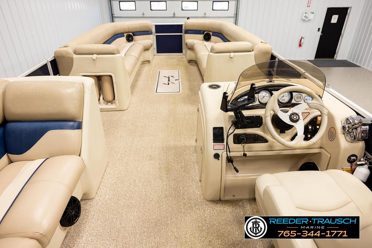 Used 2012 Cypress Cay 250 Cozumel