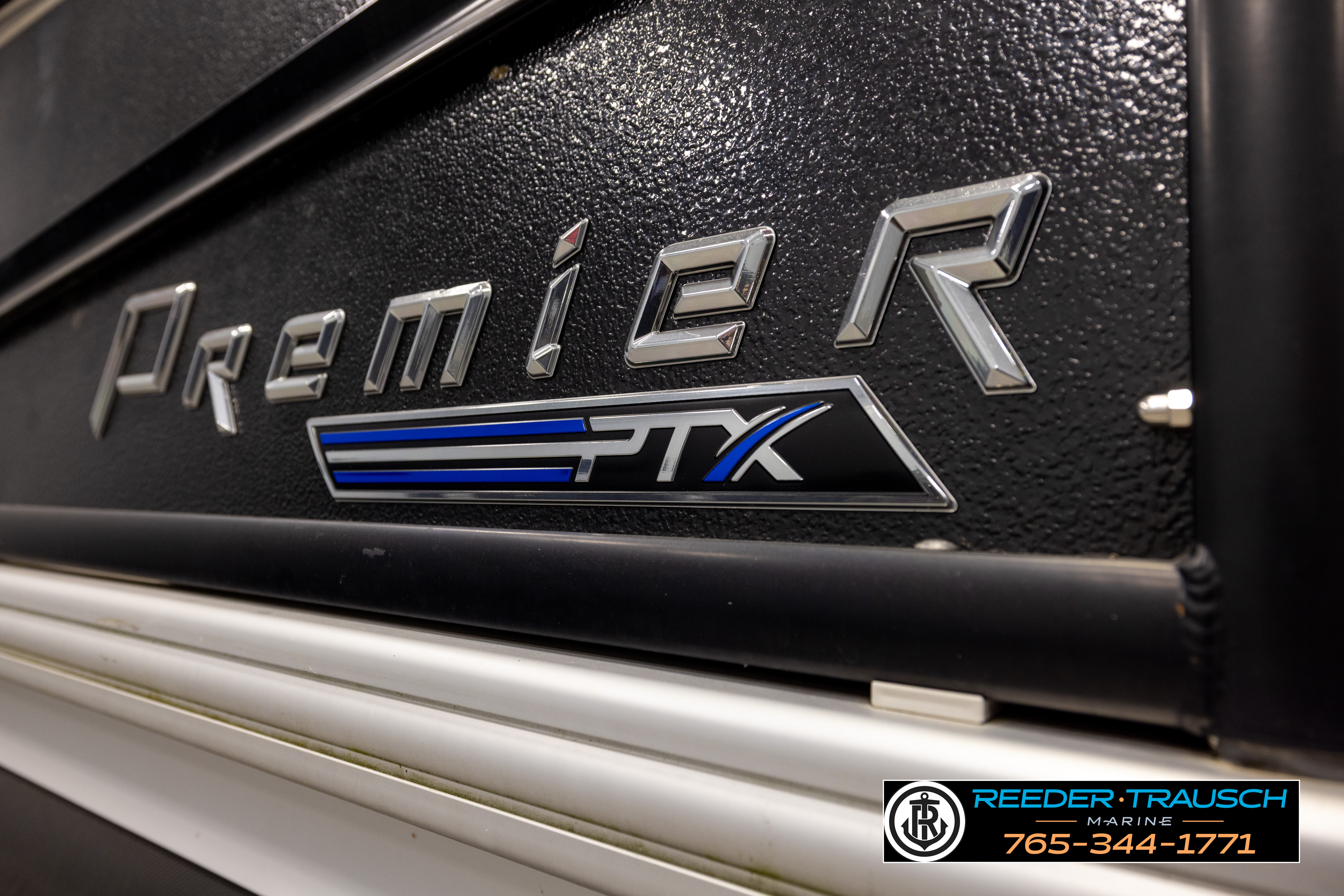 Used 2023 Premier 230 Sunstation RL