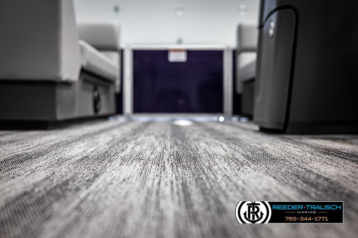 2025 Bennington 21 SSRSE