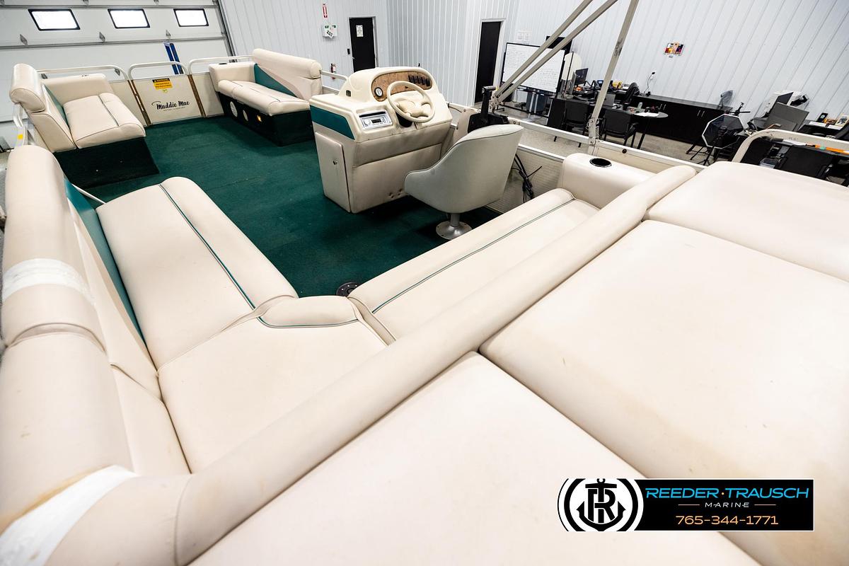 Used 1998 Godfrey SW2423