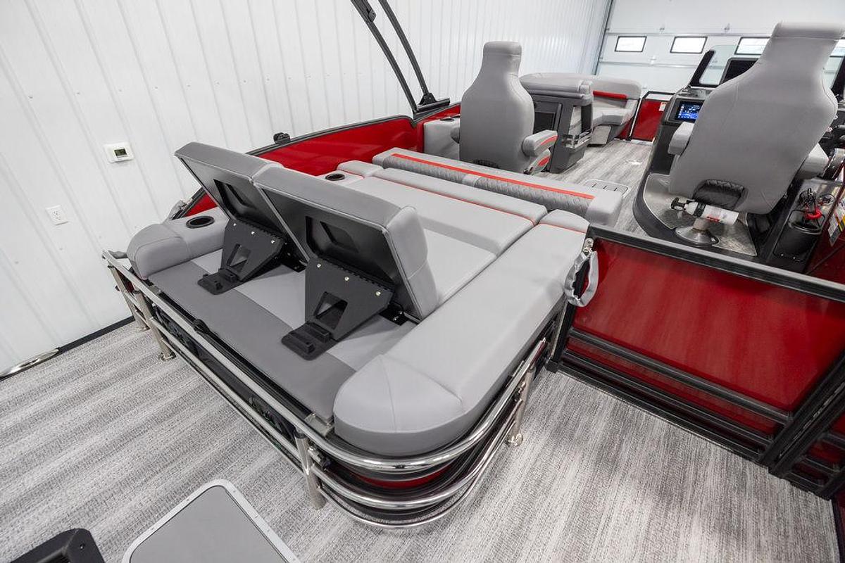 2025 Bennington 22 MSBSE