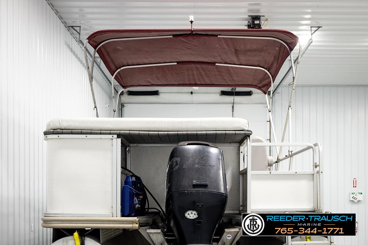 Used 2003 Fishers 220 Fisher